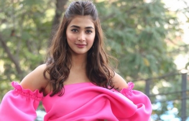 Pooja-Hegde-Photos-06