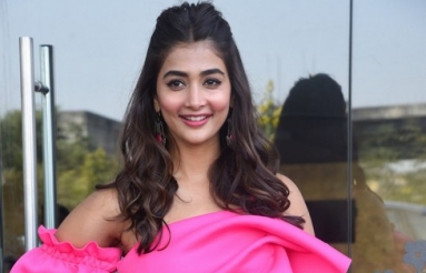 Pooja-Hegde-Photos-08