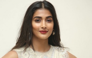 Pooja-Hegde-latest-Photos-05