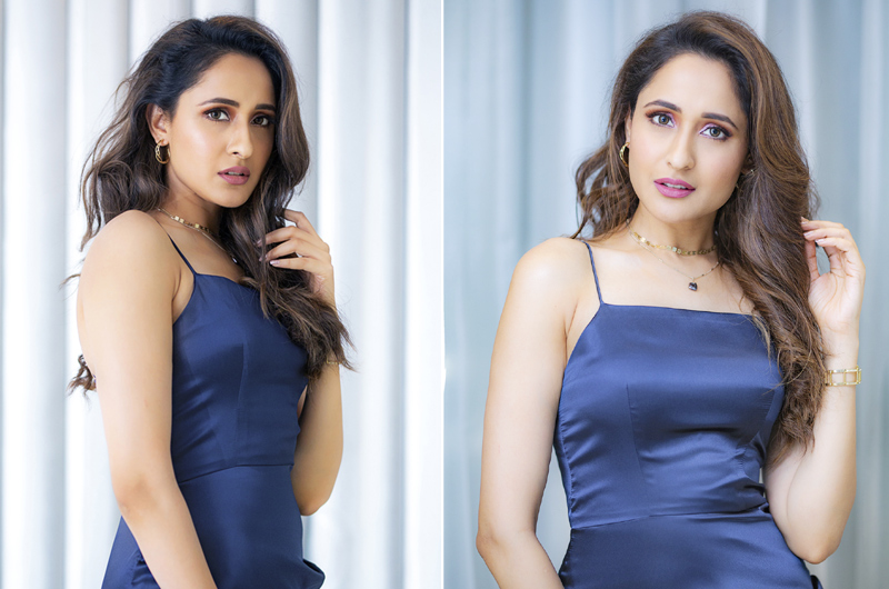 Pragya Jaiswal PhotoShoot