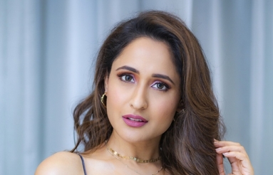 Pragya-Jaiswal-PhotoShoot-03