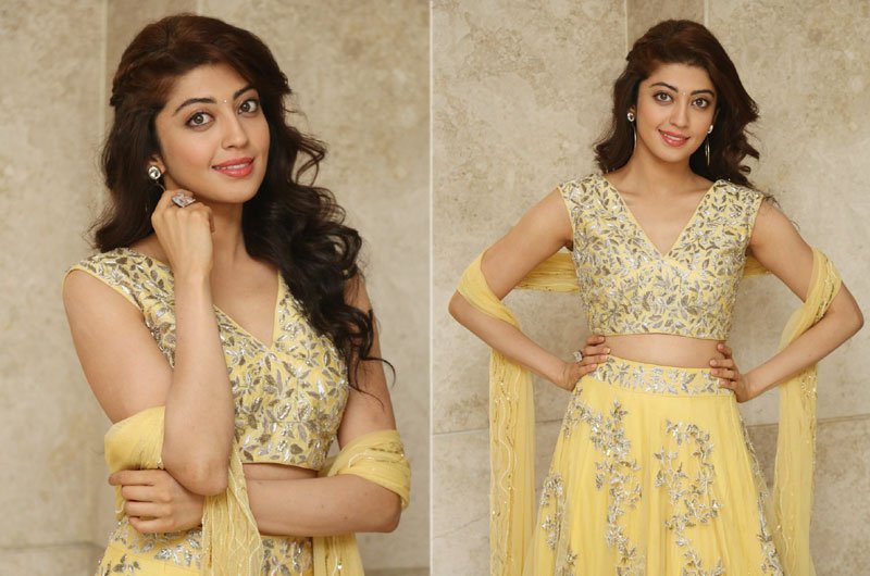 Pranitha-Subhash-New-Photos-01