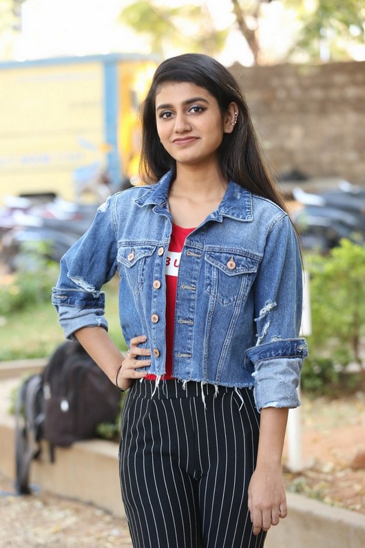 Priya-Prakash-Varrier-Photos-05