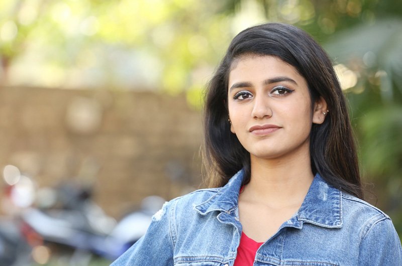 Priya-Prakash-Varrier-Photos-01