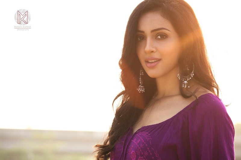Priya-Shri-New-Photoshoot-04