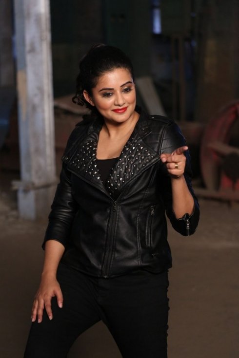 Priyamani-Latest-Photos-05