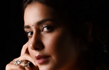 Raashi-Khanna-Latest-Photoshoot-08