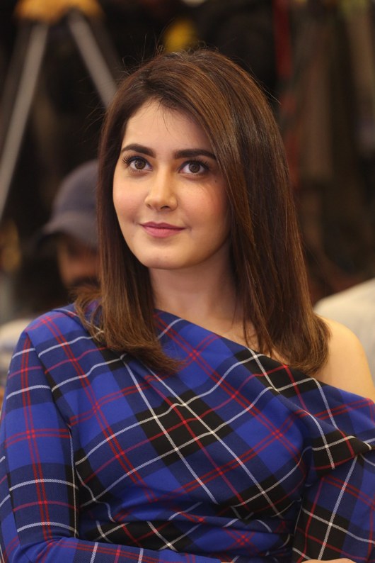 Rashi-Khanna-Latest-stills-03