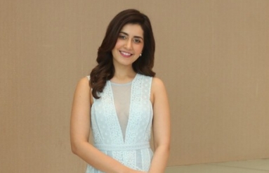 Rashi-Khanna-Pics-08