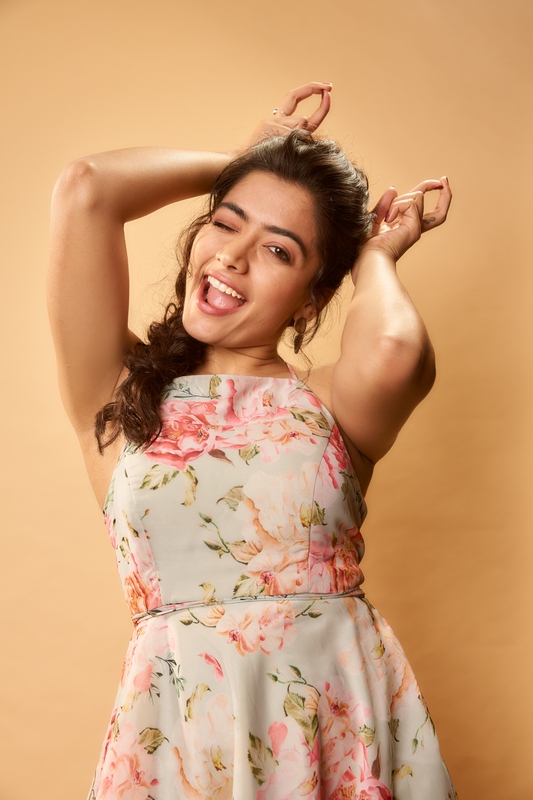 Rashmika Cute Pics