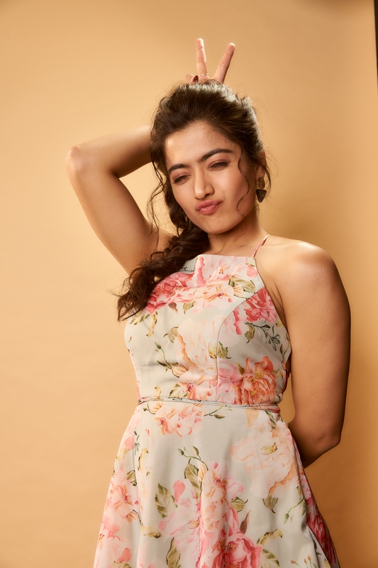 Rashmika Cute Pics