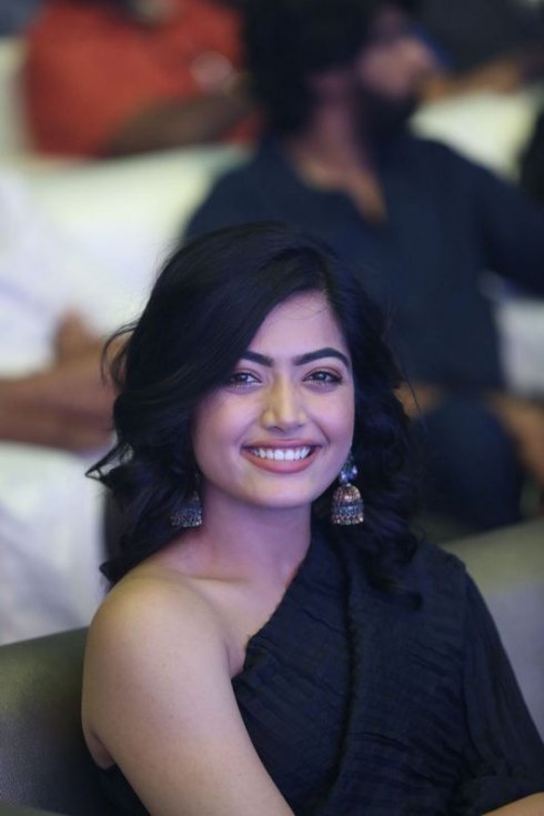 Rashmika-Latest-Pics-02