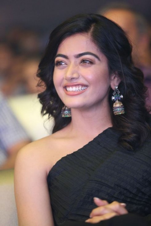 Rashmika-Latest-Pics-08