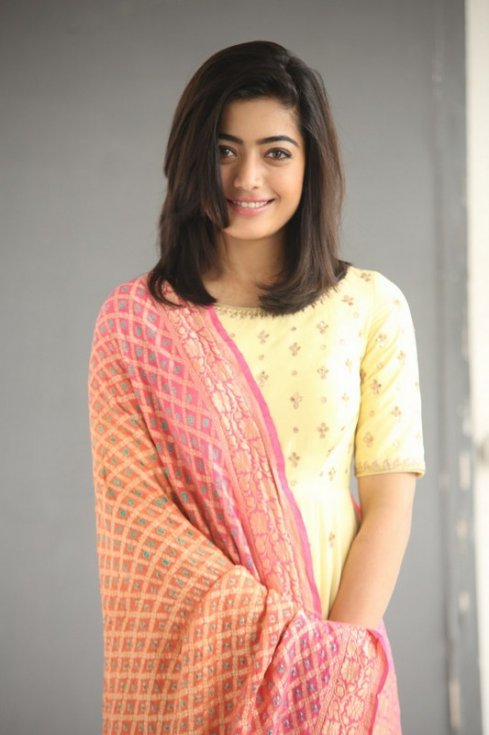 Rashmika-Mandanna-Stills-03