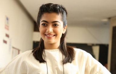 Rashmika-Mandanna-new-Photos-07