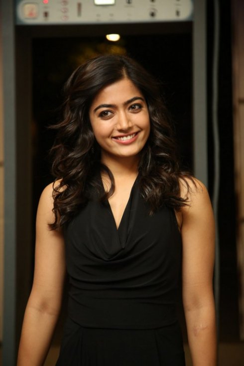 Rashmika-latest-Photos-04