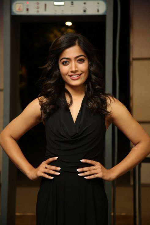 Rashmika-latest-Photos-06