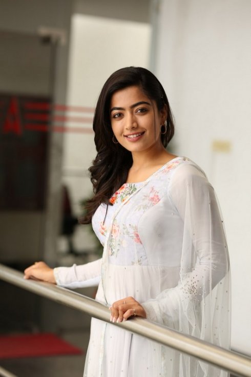 Rashmika-new-Photos-04