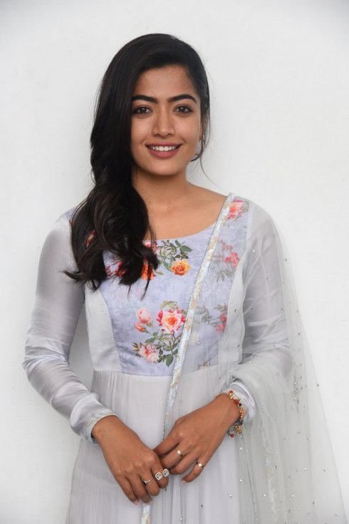 Rashmika-new-Photos-06