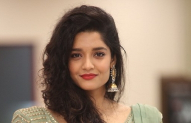 Ritika-Singh-latest-Pics-03