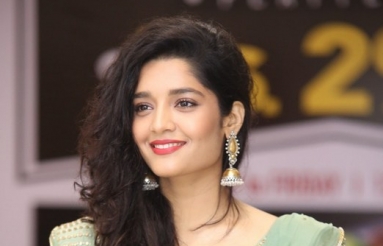 Ritika-Singh-latest-Pics-09