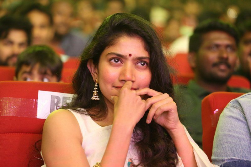 Sai-Pallavi-New-Pics-03