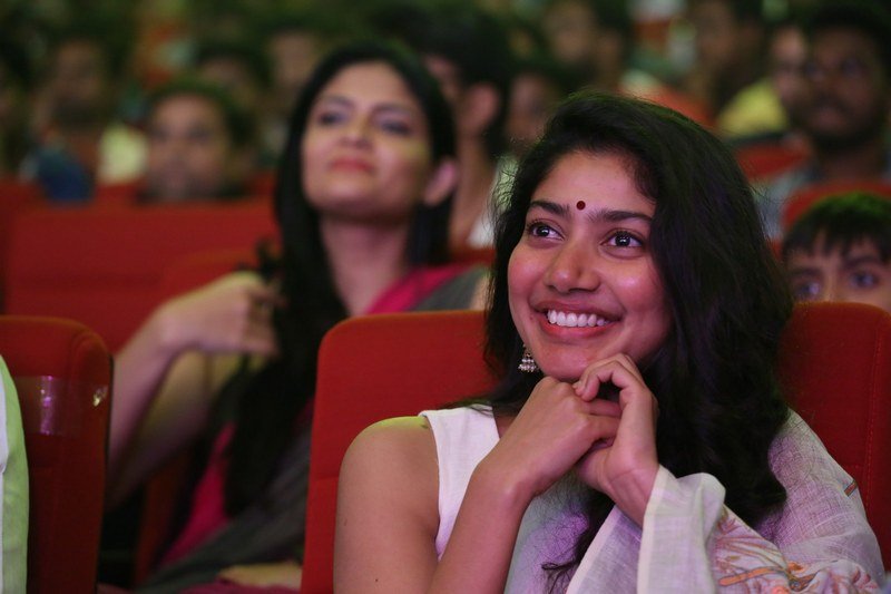 Sai-Pallavi-New-Pics-05