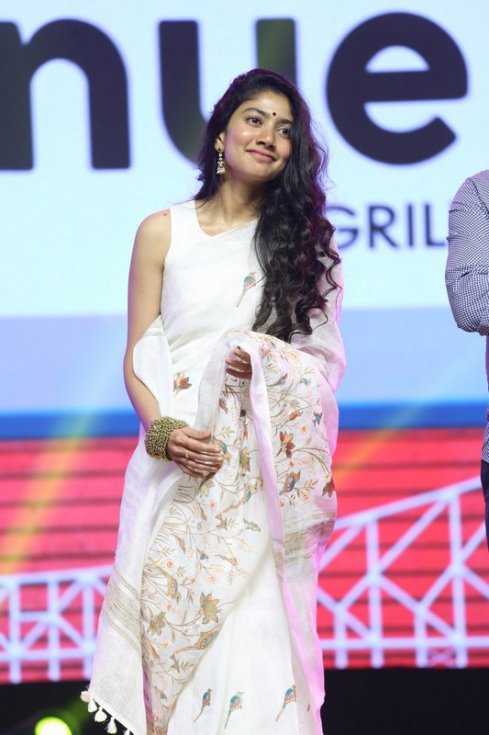 Sai-Pallavi-New-Pics-09