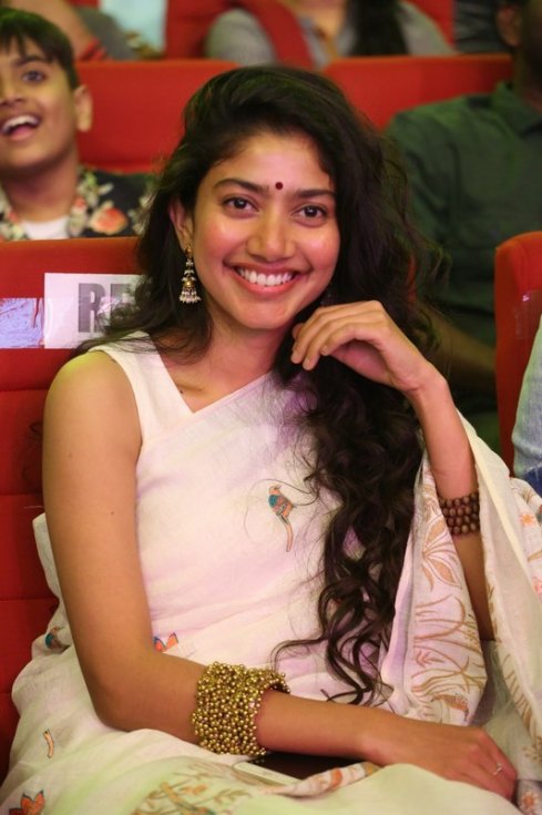 Sai-Pallavi-New-Pics-10