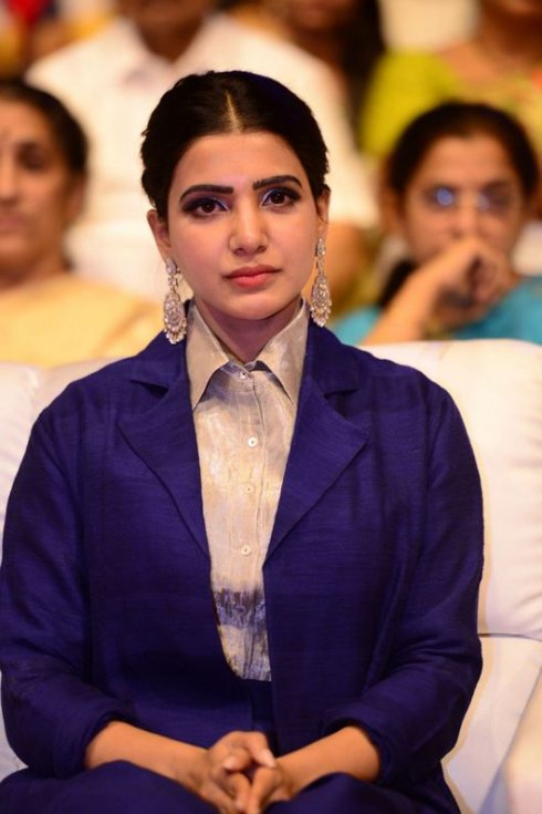 Samantha-at-Mahanati-Audio-Launch-09