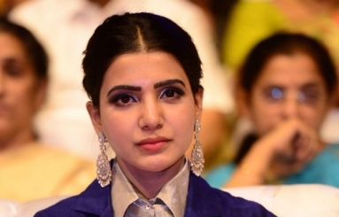 Samantha-at-Mahanati-Audio-Launch-09