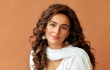 Seerat-Kapoor-Latest-Photos-06