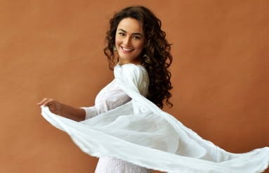 Seerat-Kapoor-Latest-Photos-08