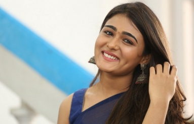 Shalini-Pandey-Latest-Stills-03