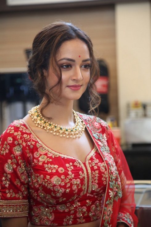 Shanvi-Srivastava-Photos-02