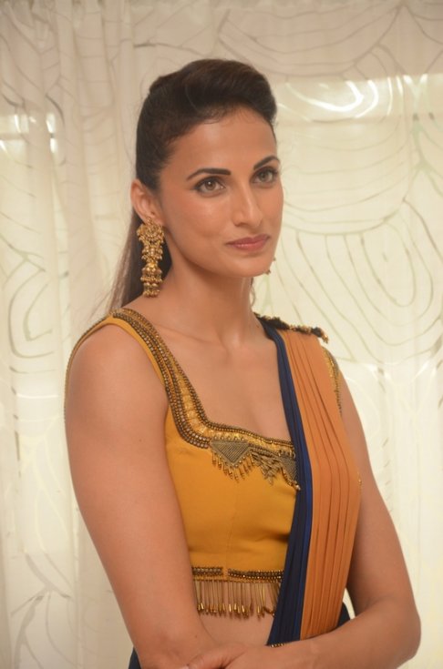 Shilpa-Reddy-Latest-Photos-09