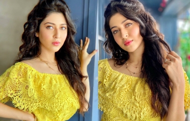 Sonarika-Bhadoria-Latest-Photos-01