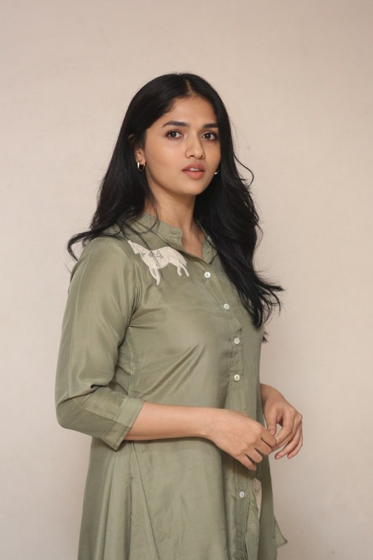 Sunaina-Stills-04