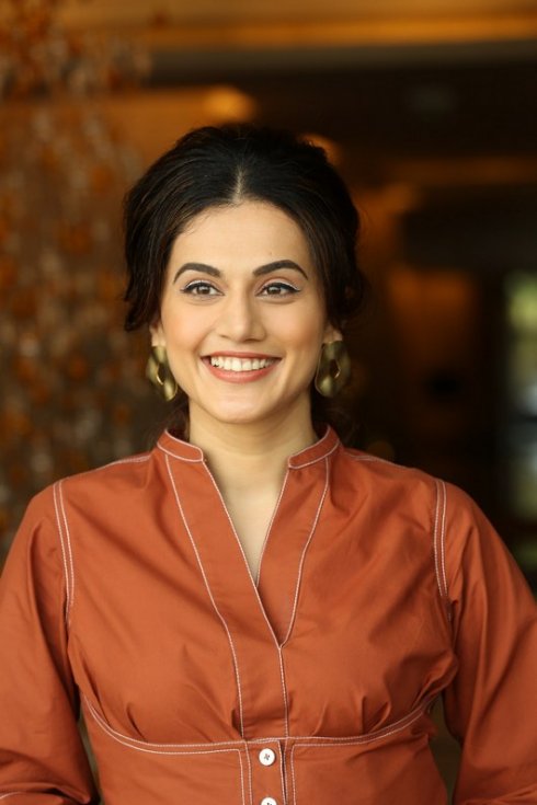 Taapsee-Pannu-Photos-06