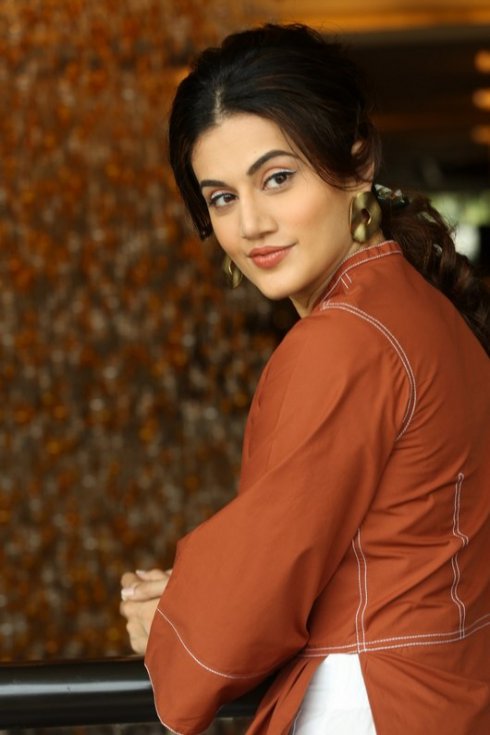 Taapsee-Pannu-Photos-09