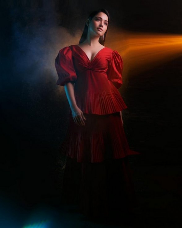 Tamannaah-Bhatia-New-Pics-03