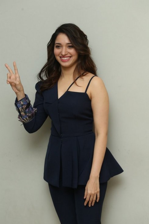 Tamannaah-New-Stills-06