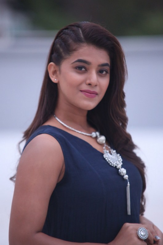 Yamini Bhaskar New Photos