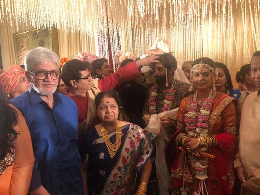 Photo 7of 27 | Amit-Thackeray-Wedding-Photos-21 | Bollywood Celebs | Celebs at Amit Thackeray Wedding