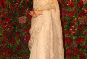 Celebs-at-Deepika-Ranveer-Reception-32