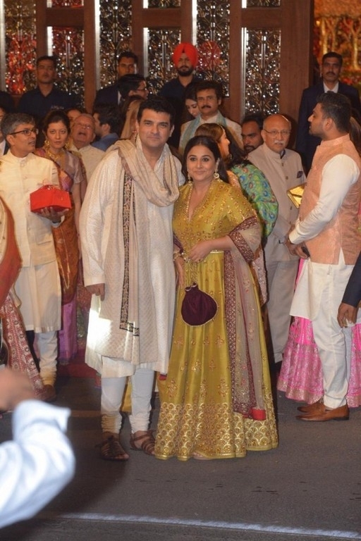 Isha Ambani and Anand Piramal Wedding Reception