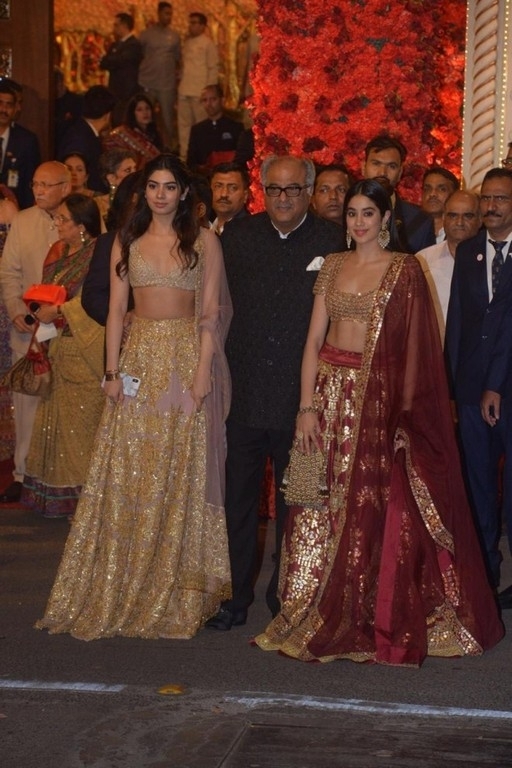 Isha Ambani and Anand Piramal Wedding Reception