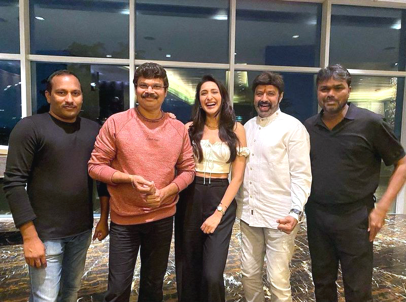 Akhanda Movie Wrap Up Party