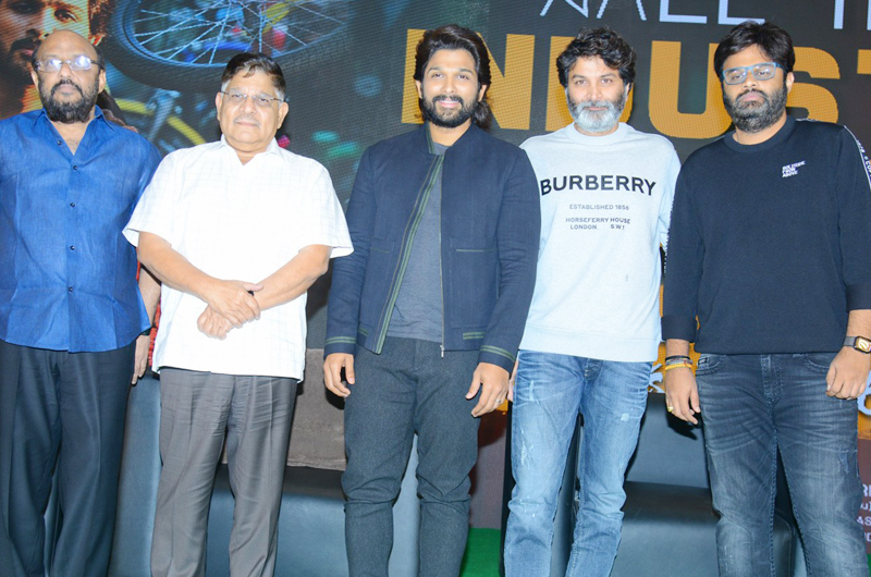 Photo 1of 9 | Ala-Vaikunthapurramloo-Movie-Success-Meet-09 | Telugu Movies | Telugu Movies