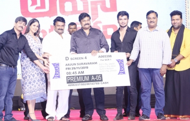 Arjun-Suravaram-Movie-Pre-Release-Event-01